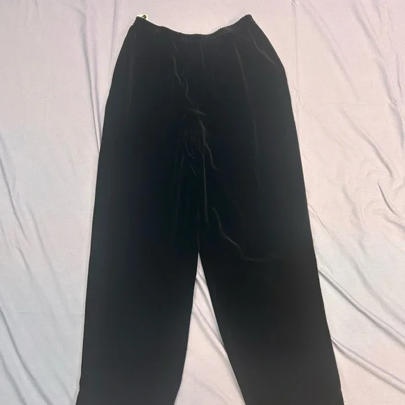 Rena Rowan Black Velvet Trousers women’s size large NWT - Picture 2 of 4